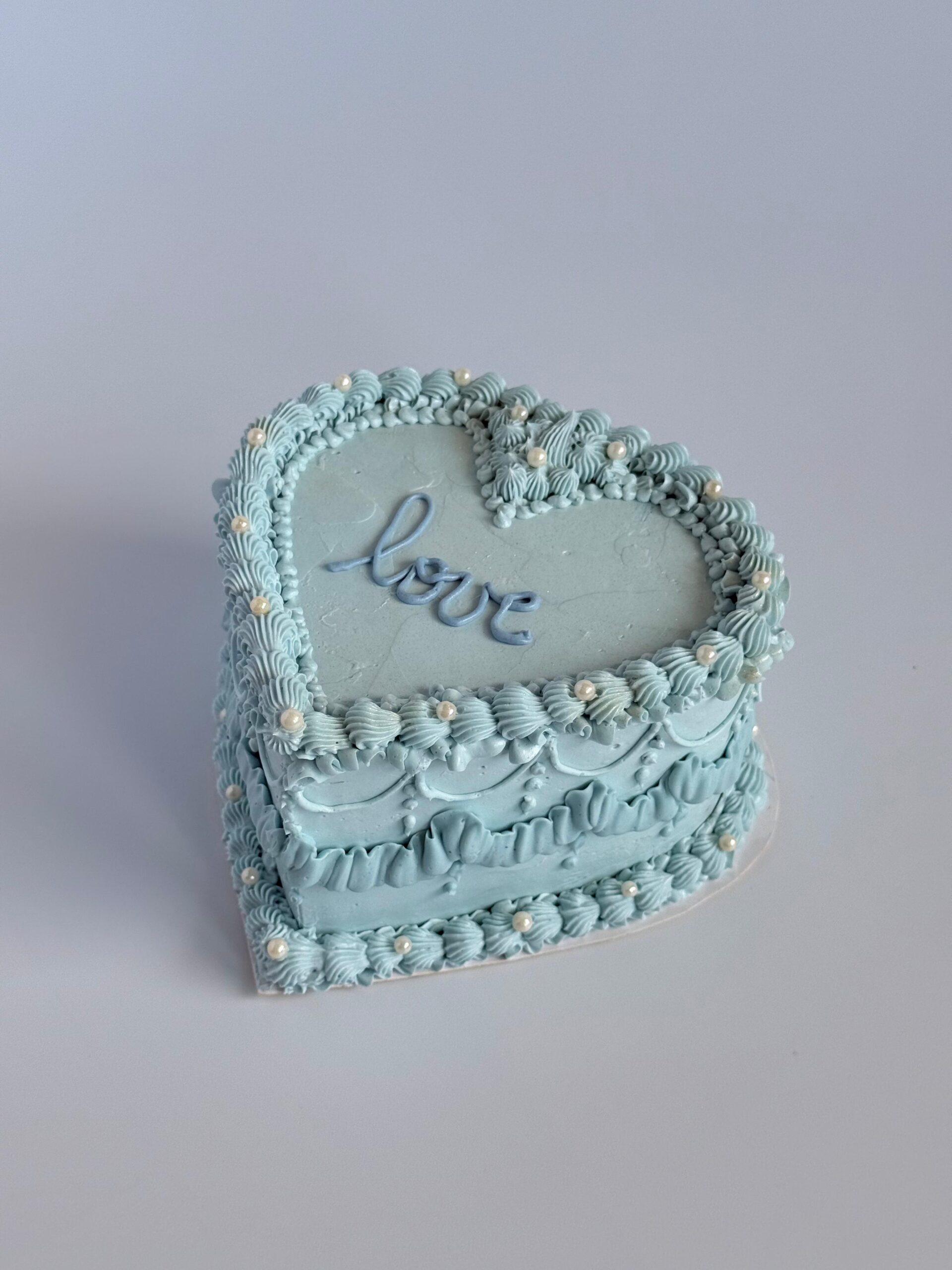 VINTAGE HEART